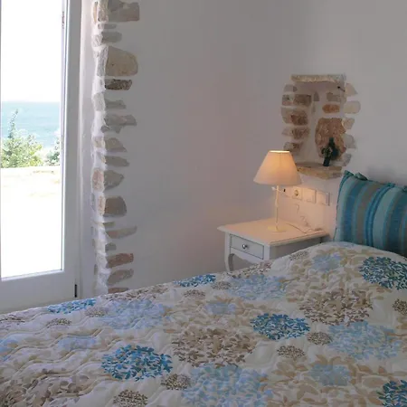Cozy In Ampela, Paros With Wifi *