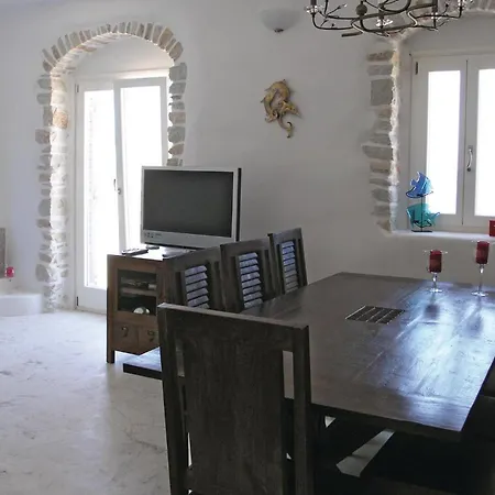 Casa vacanze Cozy In Ampela, Paros With Wifi *