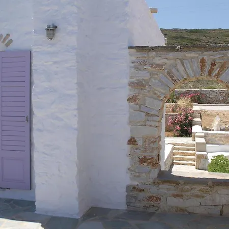 Cozy In Ampela, Paros With Wifi Casa vacanze Isterni (Paros)