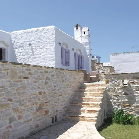 Cozy In Ampela, Paros With Wifi Isterni (Paros)