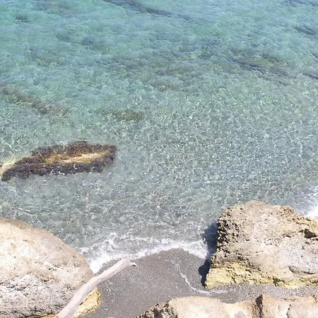 Casa vacanze Cozy In Ampela, Paros With Wifi